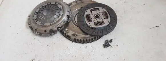 Dacia Sandero II Clutch set kit 123115669R 301012218R