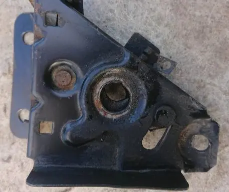 Jaguar XJ X300 Engine bonnet/hood lock/catch