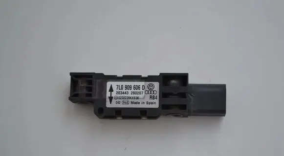 Volkswagen Phaeton Airbag deployment crash/impact sensor 7L0909606D