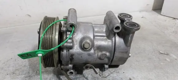 Ford Fiesta Air conditioning (A/C) compressor (pump) 2S6119D629AE