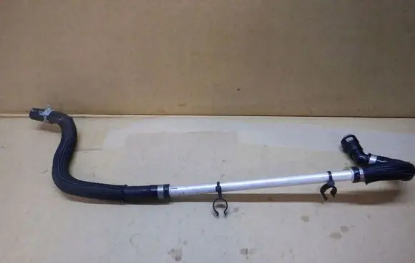 Ford Kuga III Engine coolant pipe/hose