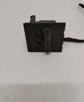 Mercedes-Benz GL X166 Fuel tank cap lock motor A0038203297 170420131429
