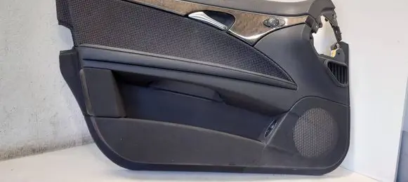 Mercedes-Benz E W211 Front door card panel trim 