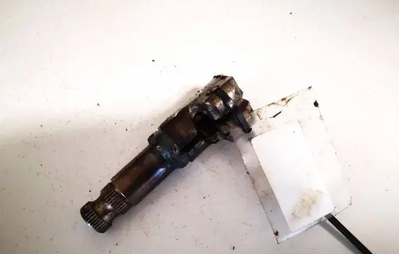 Toyota Avensis T250 Steering column universal joint 