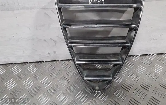 Alfa Romeo 156 Front bumper lower grill 156041273