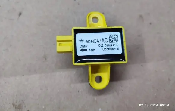 Chrysler Grand Voyager V Airbag deployment crash/impact sensor 56054047AC