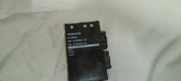 Volvo V70 Tow bar trailer control unit/module 31335869 31335842A