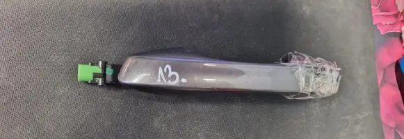 Volkswagen Touareg III Front door exterior handle 760837205
