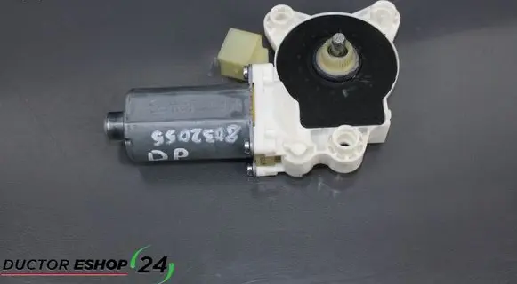 Mercedes-Benz SLK R171 Front door window regulator motor A1718201442 1718201442