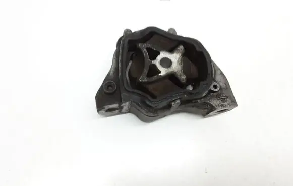 Volvo XC60 Engine mount bracket 31330138