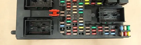 Land Rover Range Rover Sport L320 Fuse module AH2214F041BF 519329627
