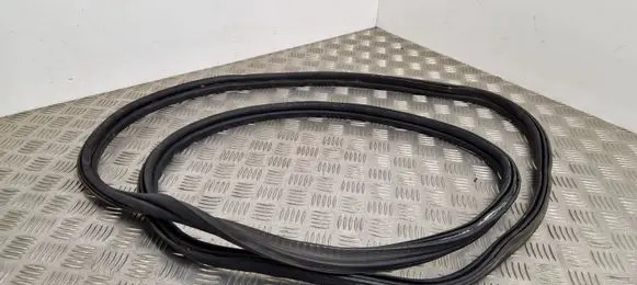 Peugeot 508 RXH Trunk rubber seal (body) 