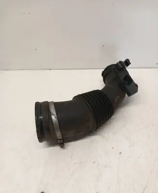 Air intake hose/pipe