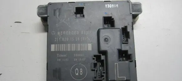 Mercedes-Benz E W211 Door control unit/module 2118201526
