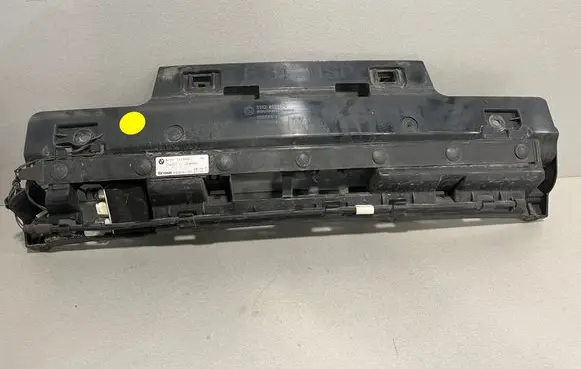 BMW 3 GT F34 Rear bumper mounting bracket 8057829 19017411