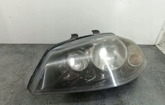 Seat Ibiza III (6L) Headlight/headlamp 89317150