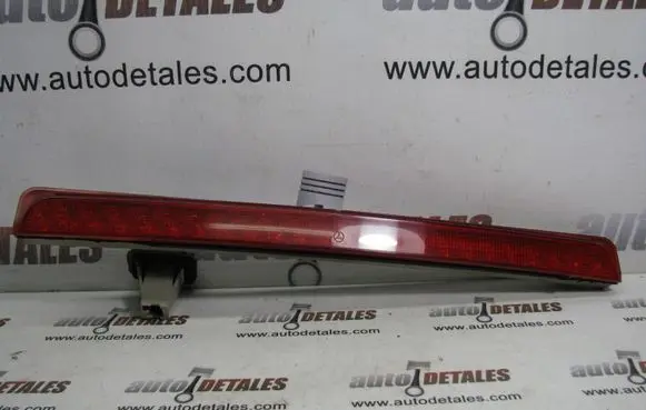 Mercedes-Benz C W203 Third/center stoplight A2038200356