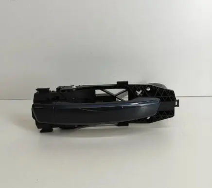 Audi A1 Rear door exterior handle 8V0837206A 8V0839885