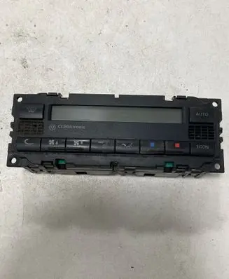 Volkswagen PASSAT B5 Climate control unit 3B1907044D