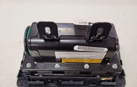 Hyundai Santa Fe Passenger airbag
