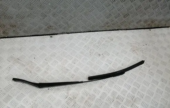 Citroen e-C3 Front wiper blade arm 9845633080