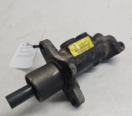 Volkswagen Golf III Master brake cylinder 10612306703