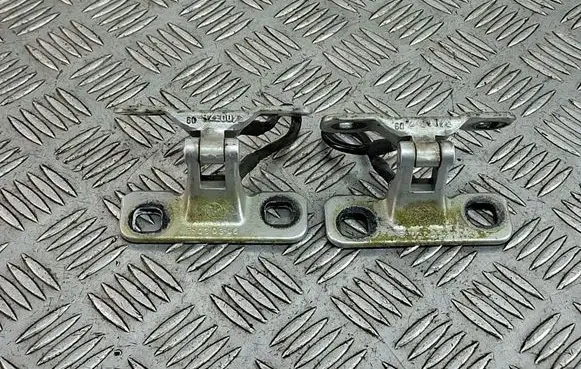 BMW X3 E83 Tailgate/trunk/boot hinge 3400377