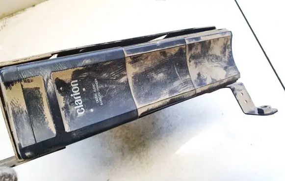 Peugeot 406 CD/DVD changer 6560h3