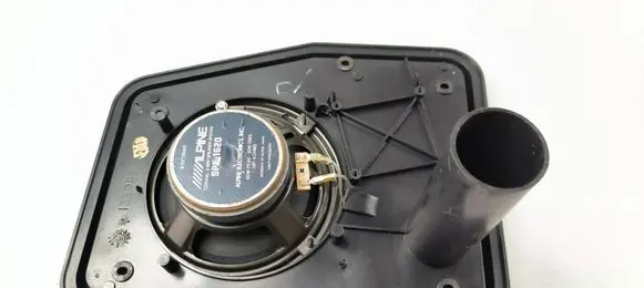 Chevrolet Corvette Front door speaker
