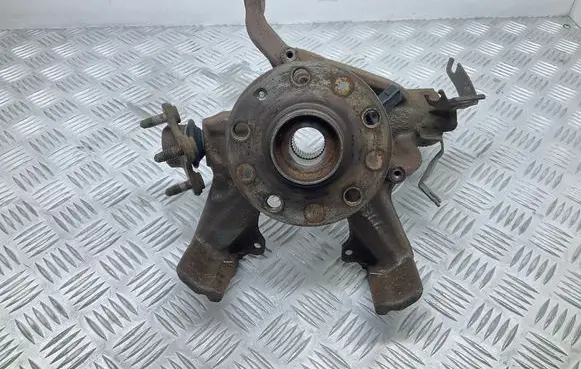 Audi A3 S3 8V Front wheel hub 5Q0256N