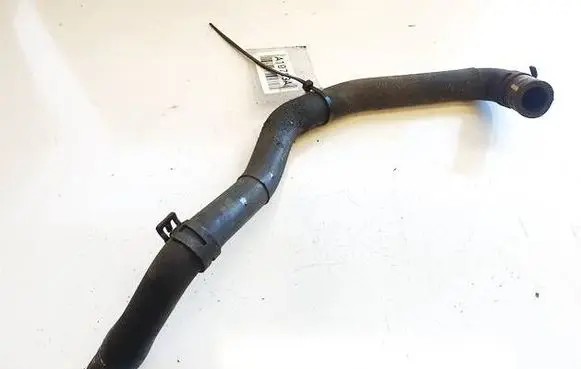 Volkswagen Golf V Engine coolant pipe/hose