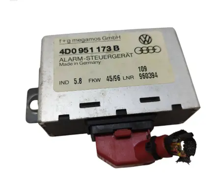 Audi A8 S8 D2 4D Alarm control unit/module 4D0951173B
