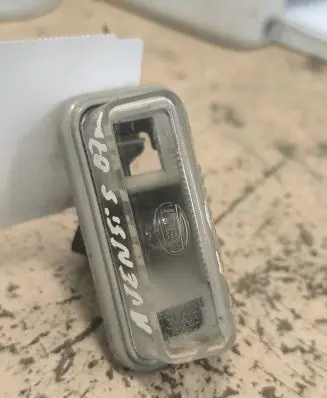 Toyota Avensis T250 Number plate light 001479