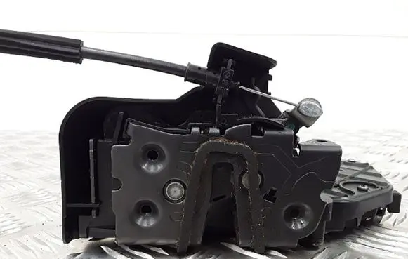 Land Rover Range Rover L322 Front door lock FQJ000205