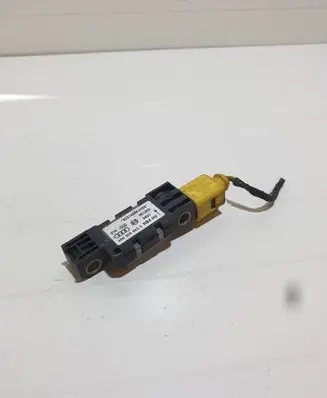 Audi A6 S6 C5 4B Airbag deployment crash/impact sensor 4B0959643C 0231A066JMXB