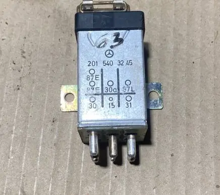 Mercedes-Benz E W124 Other relay 2015403245