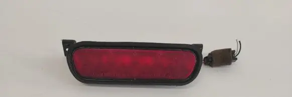 KIA Sorento Third/center stoplight 927003E0