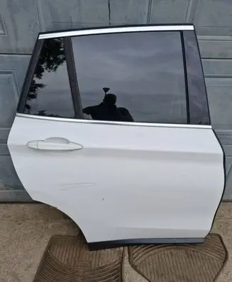 BMW X1 F48 F49 Rear door 41007461352 7461352