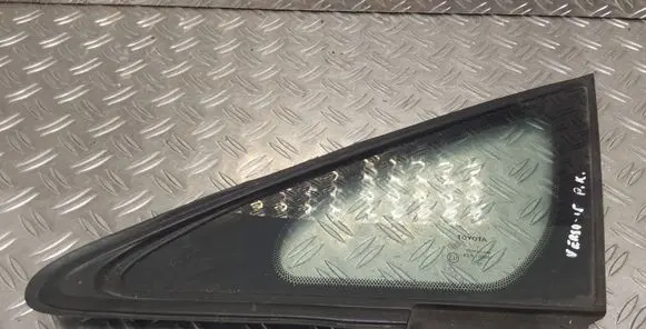Toyota Verso Front triangle window/glass 43R00097
