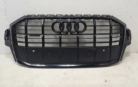 Audi Q7 4M Front grill 4M0853651AJ