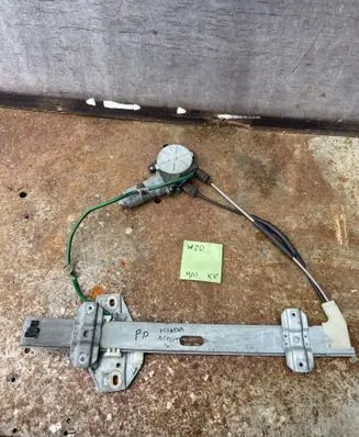 Honda Accord Front door window regulator with motor 