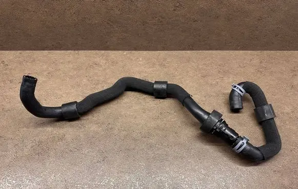 Skoda Octavia Mk4 Engine coolant pipe/hose 3Q0122096E 8R0121113 18R0121113