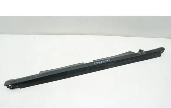 Honda CR-V Front sill (body part) 71800T0GA