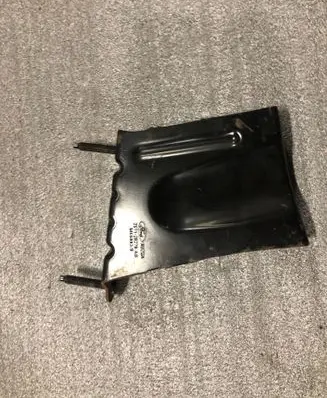 Ford Mondeo Mk III Battery bracket AUZ0A MK5883B 2S712B278AB