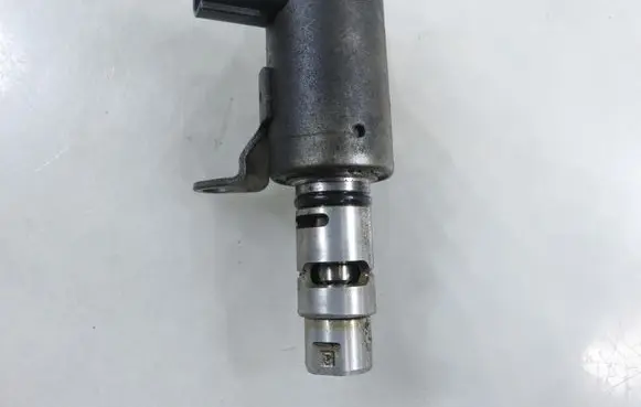 Mitsubishi Outlander Camshaft vanos timing valve K5T45591