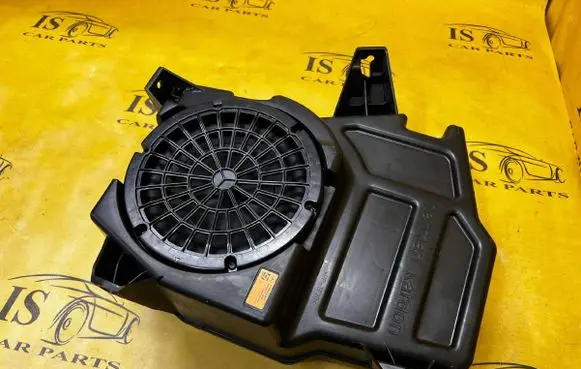 Mercedes-Benz GL X166 Subwoofer speaker A1668202802