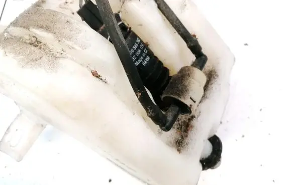 Opel Meriva A Windscreen/windshield washer pump 90585762