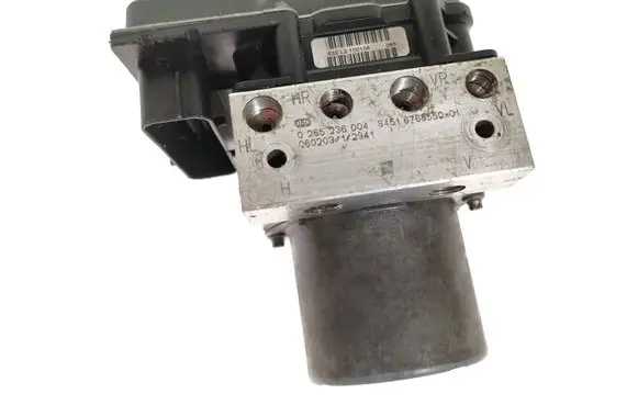 BMW 5 E60 E61 ABS Pump 0265236004 6768550 0265950408