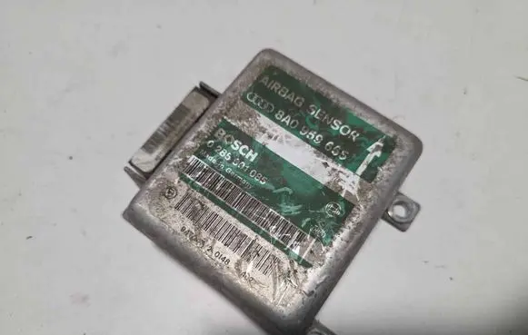 Audi A4 S4 B5 8D Airbag control unit/module 8A0959655