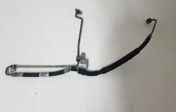 Power steering hose/pipe/line